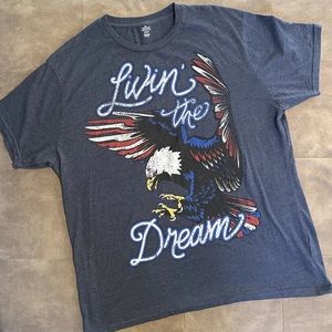 Living The Dream Patriotic Shirt Tee Eagle American Flag Size XXL Mens 2XL